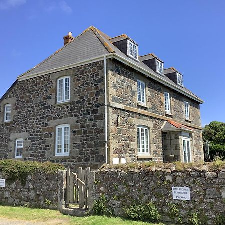 Haelarcher Farmhouse And Helicopter B&B Lizard Esterno foto